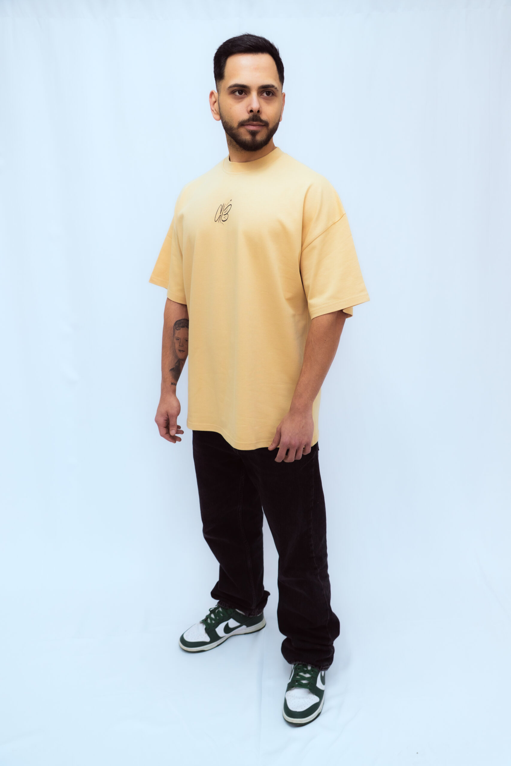 EVERYDAY RARE LUXURY T-SHIRT - Image 4